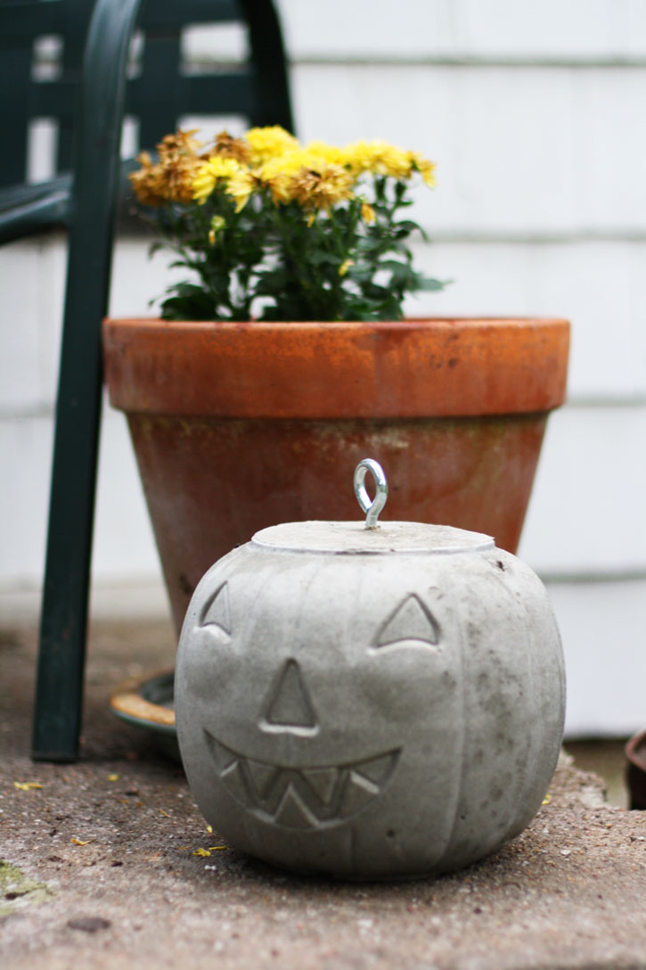 How to Make the Ultimate Concrete Jack-O-Lantern for HalloweenRed Leaf