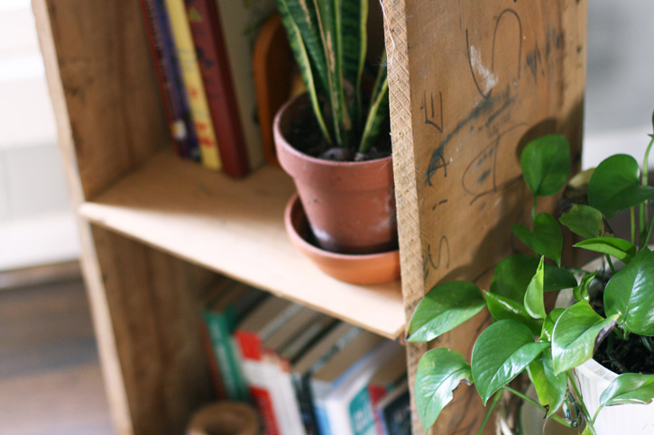 Repurpose Project: Crate Turned Bookshelf - Red Leaf Style